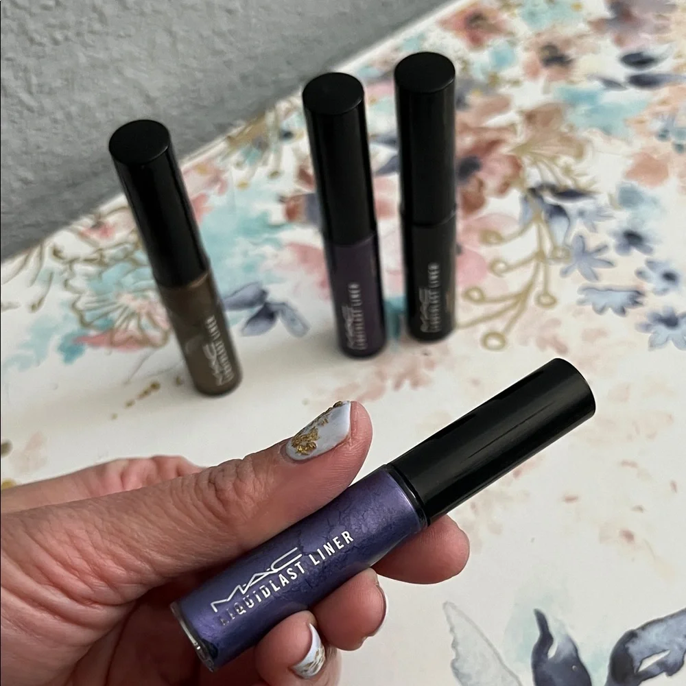 MAC Cosmetics Liquidlast Liner Bundle